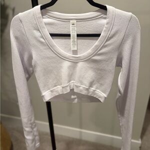 ALO Yoga Seamless Ribbed Cropped Serene Top